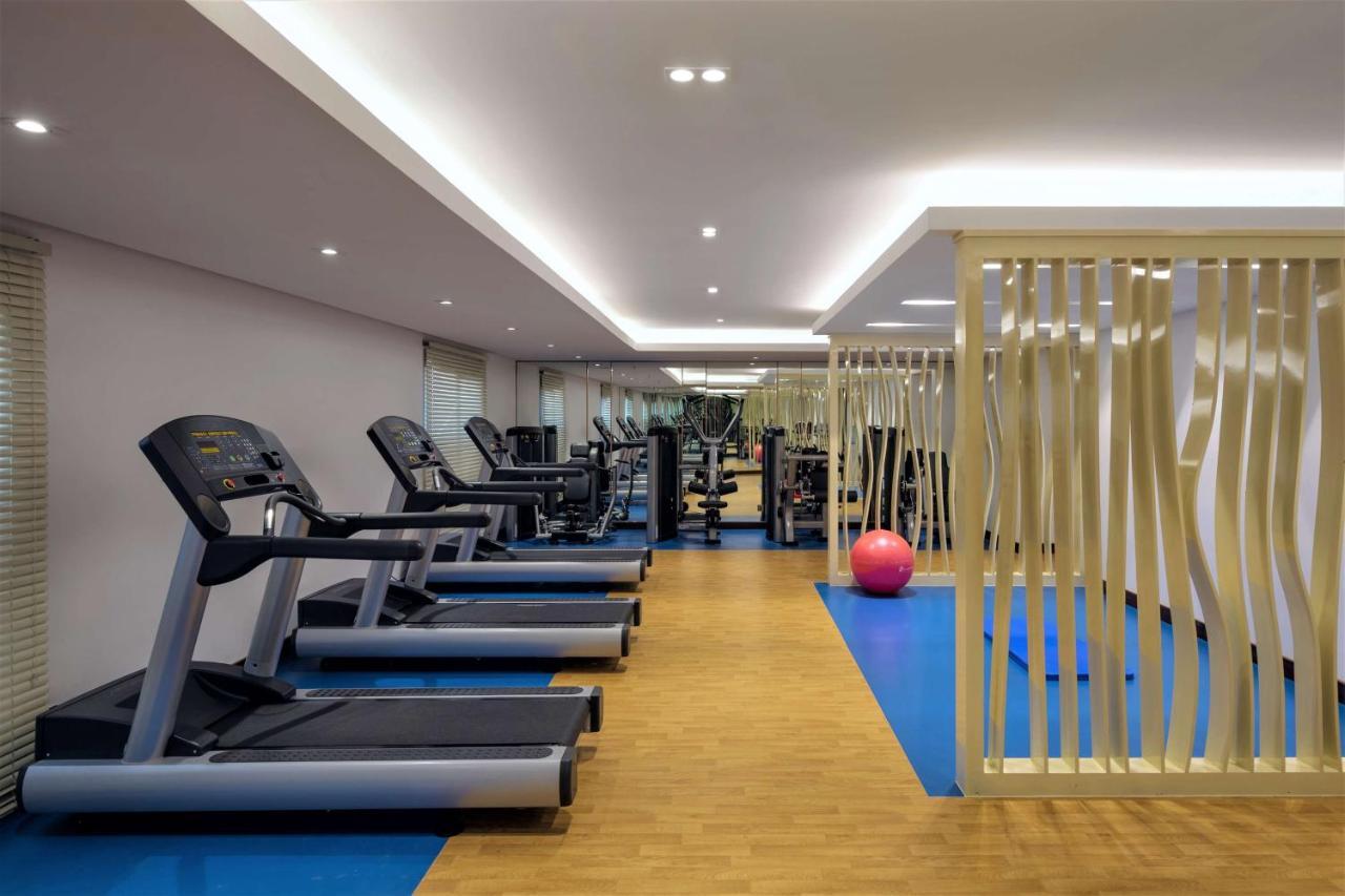 Hotel Radisson Blu Hotel, Al Salam 5*